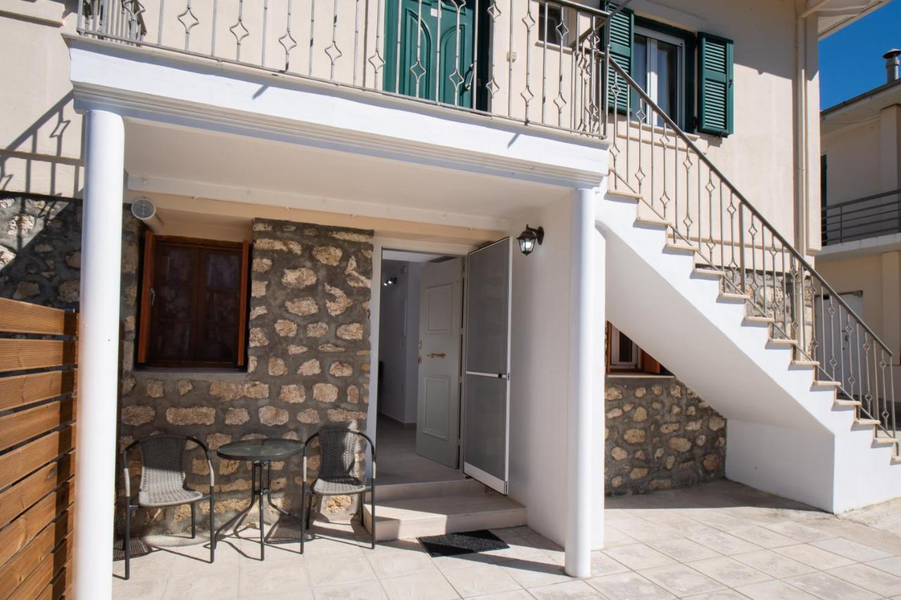 Boursinos Cozy Apartments Lefkada City Exterior photo